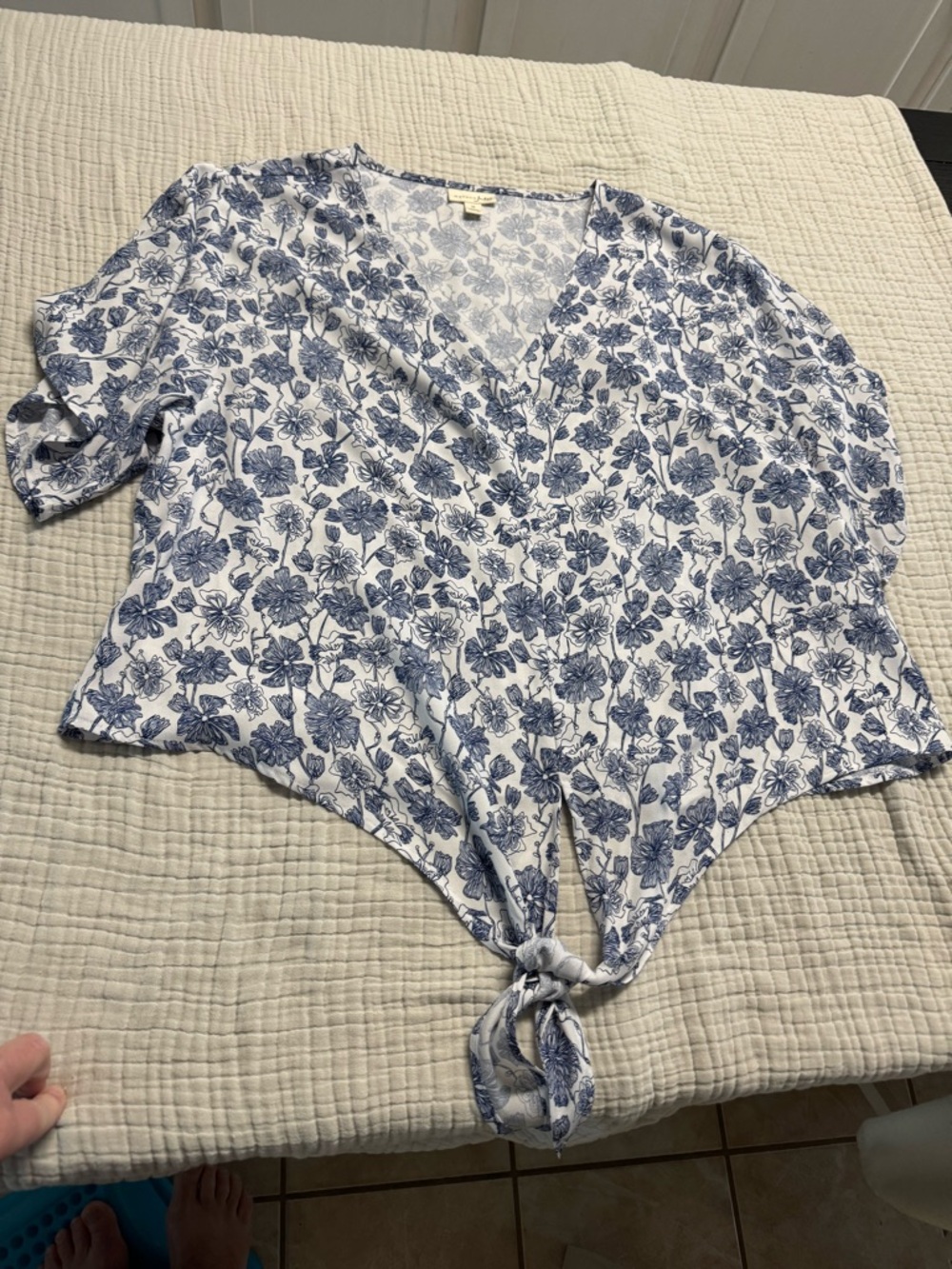 Maison Jules White and Blue Floral Tie-Front V-Neck Blouse